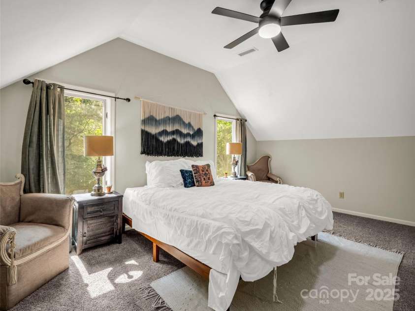 123 Hummingbird Court, Lake Lure, NC 28746.  MLS# CAR4256540, YatesRealty ID 15778. 