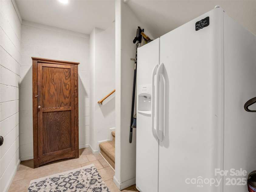 123 Hummingbird Court, Lake Lure, NC 28746.  MLS# CAR4256540, YatesRealty ID 15778. 