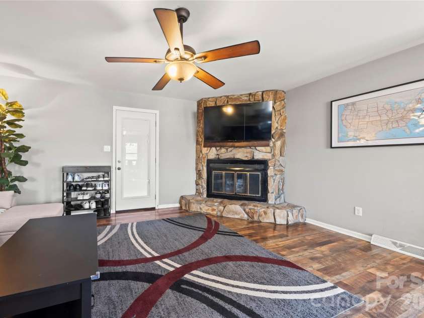 8105 Marcus Lane, Indian Trail, NC 28079.  MLS# CAR4350700, YatesRealty ID 15778. 