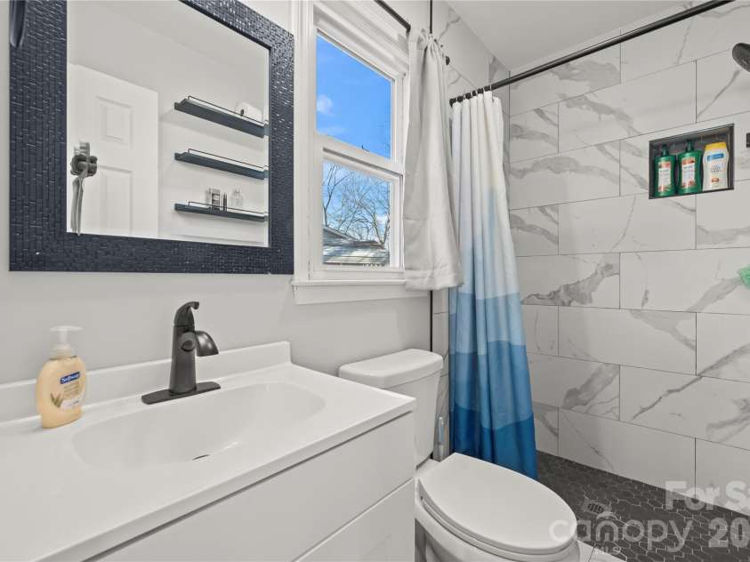 8105 Marcus Lane, Indian Trail, NC 28079.  MLS# CAR4350700, YatesRealty ID 15778. 
