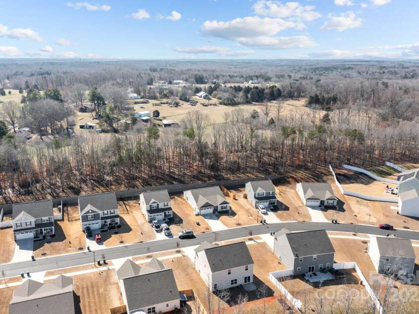 127 Tradesmen Trail, Troutman, NC 28166.  MLS# CAR4223474, YatesRealty ID 15779. Located in a friendly neighborhood, residents can enjoy nearby amenities and the charm of Troutman, making it an excellent choice for those new to the area.This property combines modern living with a welcoming community