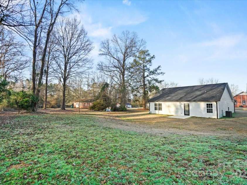 108 Mine Street, Jefferson, SC 29718.  MLS# CAR4220987, YatesRealty ID 15780. 
