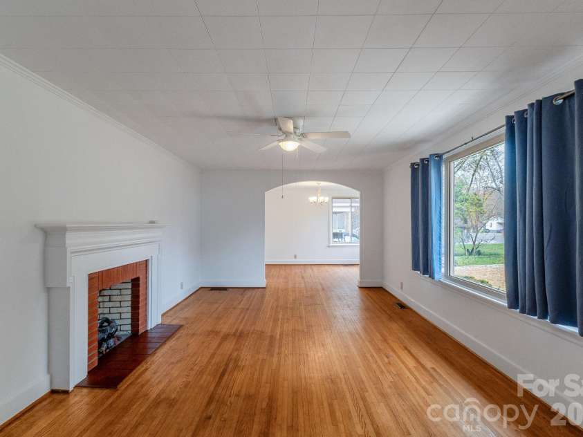 415 Magnolia Drive, Monroe, NC 28112.  MLS# CAR4324783, YatesRealty ID 15781. 