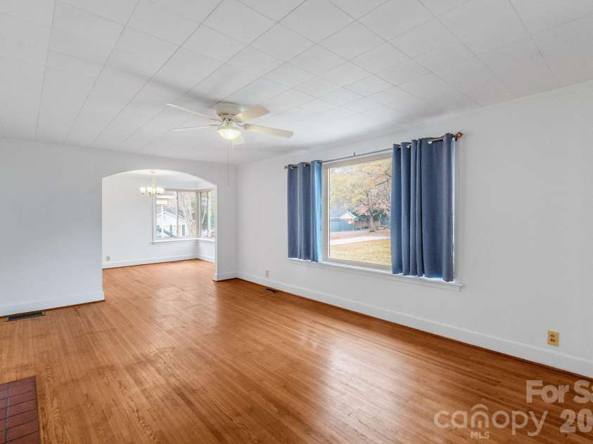 415 Magnolia Drive, Monroe, NC 28112.  MLS# CAR4324783, YatesRealty ID 15781. 