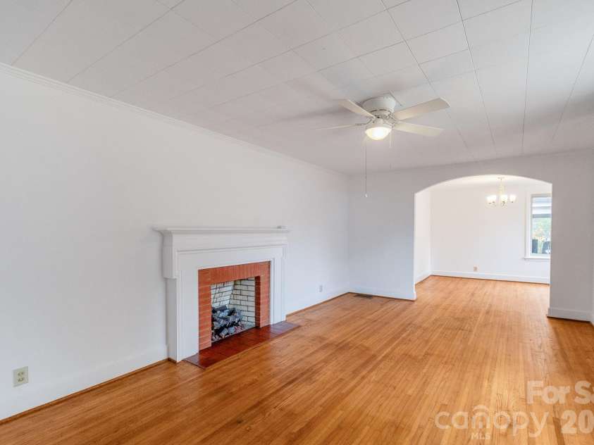 415 Magnolia Drive, Monroe, NC 28112.  MLS# CAR4324783, YatesRealty ID 15781. 