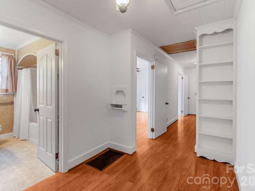 415 Magnolia Drive, Monroe, NC 28112.  MLS# CAR4324783, YatesRealty ID 15781. 