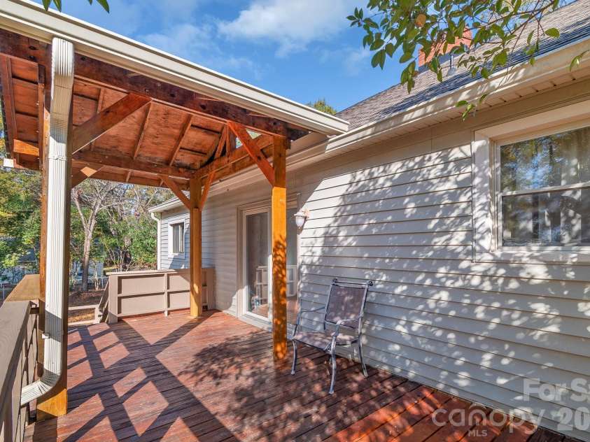 415 Magnolia Drive, Monroe, NC 28112.  MLS# CAR4324783, YatesRealty ID 15781. 
