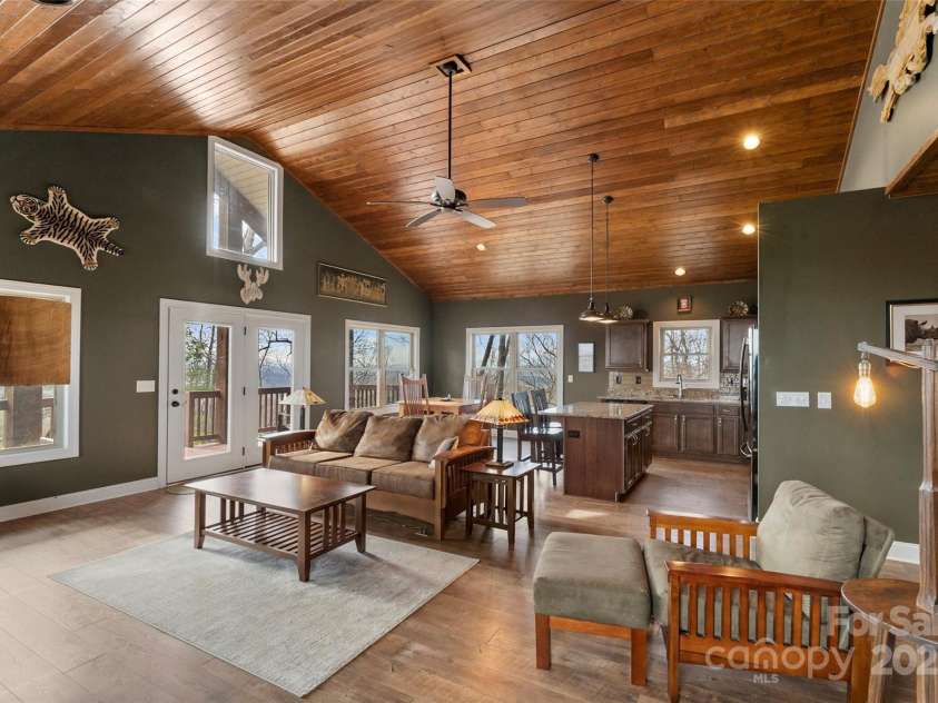 138 Appalachian Village Road, Asheville, NC 28804.  MLS# CAR4238974, YatesRealty ID 15784. 