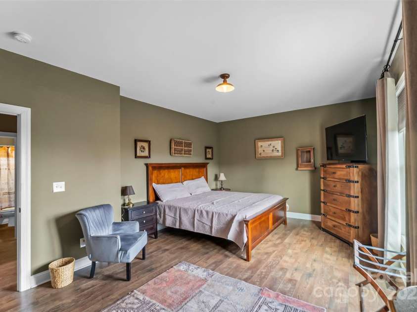 138 Appalachian Village Road, Asheville, NC 28804.  MLS# CAR4238974, YatesRealty ID 15784. Primary Bedroom