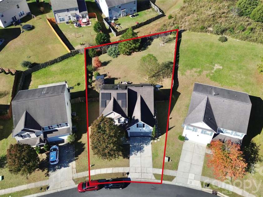 7923 Mossycup Drive, Charlotte, NC 28215.  MLS# CAR4373937, YatesRealty ID 15784. 