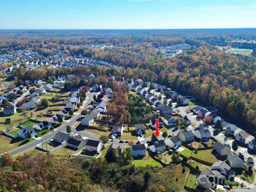 7923 Mossycup Drive, Charlotte, NC 28215.  MLS# CAR4373937, YatesRealty ID 15784. 