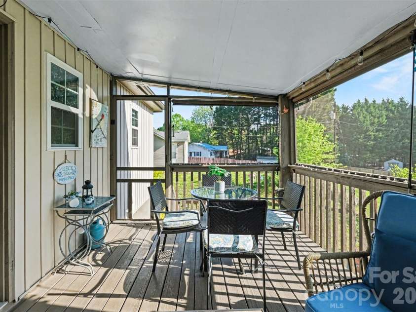 118 Thomas Fite Street, Belmont, NC 28012.  MLS# CAR4369167, YatesRealty ID 15785. 
