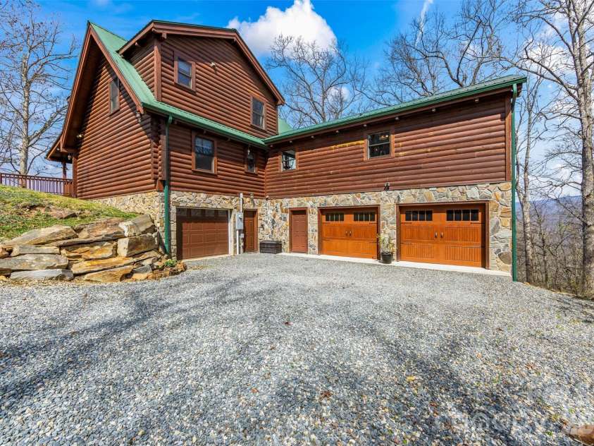 1299 Black Forest Drive, Bryson City, NC 28713.  MLS# CAR4369863, YatesRealty ID 15786. 