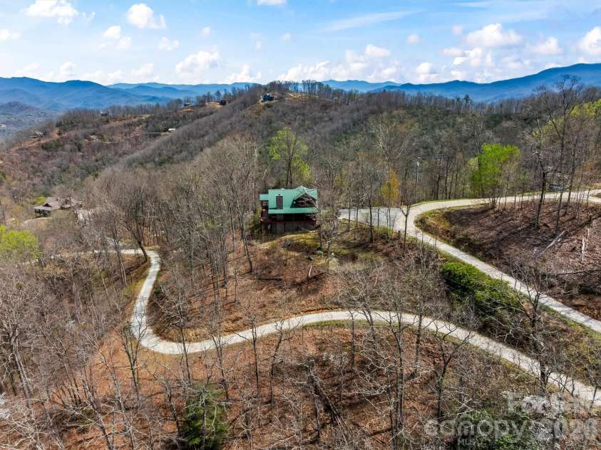 1299 Black Forest Drive, Bryson City, NC 28713.  MLS# CAR4369863, YatesRealty ID 15786. 