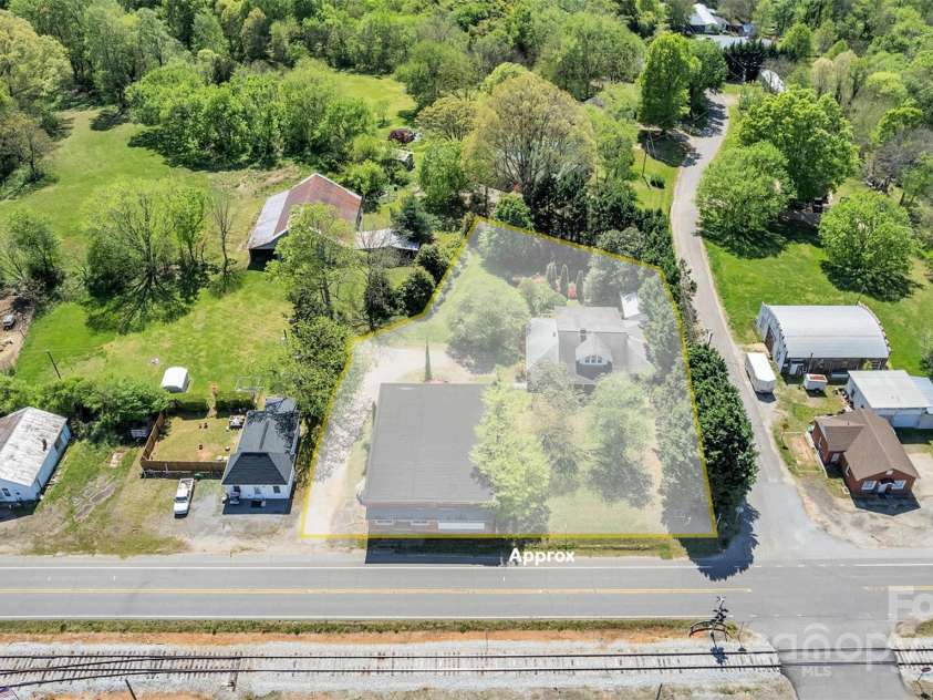 8974, 8972 & 8970 NC 90 Highway, Stony Point, NC 28678.  MLS# CAR4242956, YatesRealty ID 15788. 