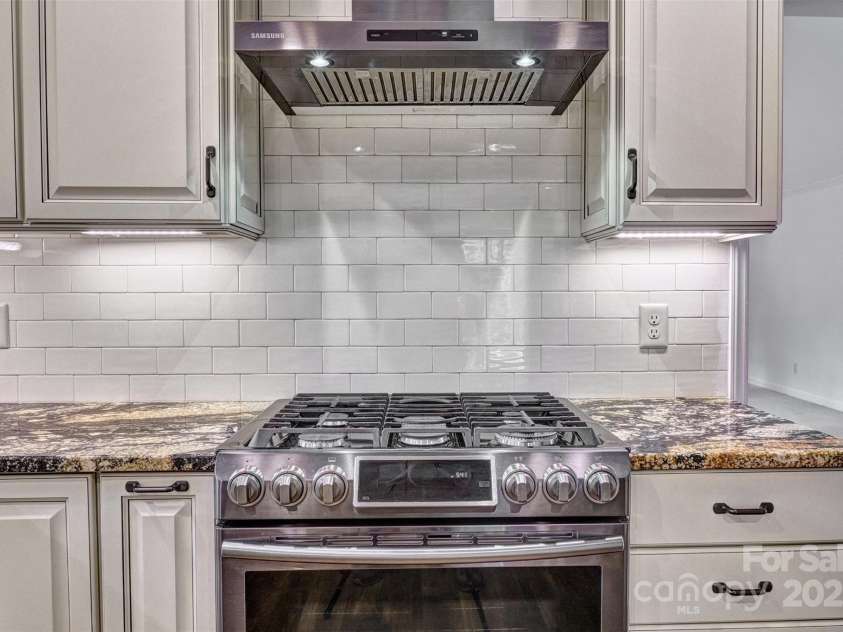 46 Timberidge Drive, Lake Wylie, SC 29710.  MLS# CAR4257088, YatesRealty ID 15789. 