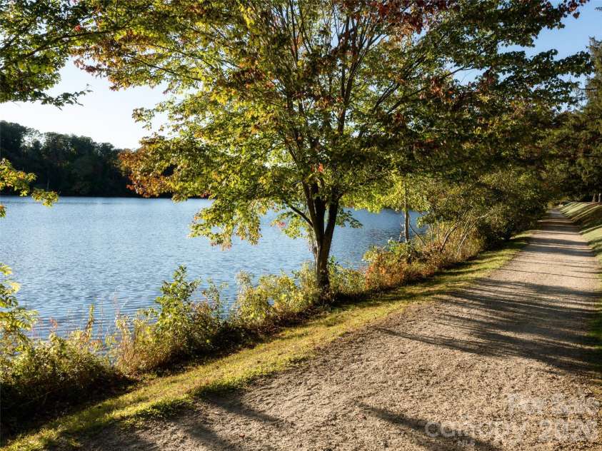 26 Black Horse Run, Biltmore Lake, NC 28715.  MLS# CAR4387544, YatesRealty ID 15790. 