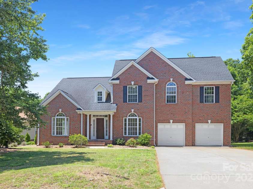 1465 Porters Court, Concord, NC 28025.  MLS# CAR4255196, YatesRealty ID 15791. 
