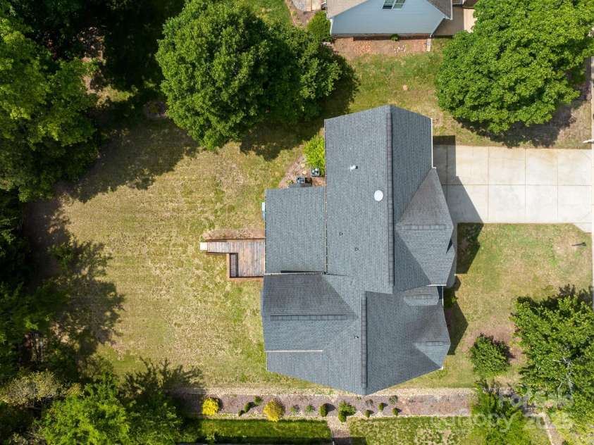 1465 Porters Court, Concord, NC 28025.  MLS# CAR4255196, YatesRealty ID 15791. 