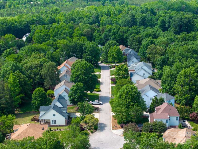 1465 Porters Court, Concord, NC 28025.  MLS# CAR4255196, YatesRealty ID 15791. 