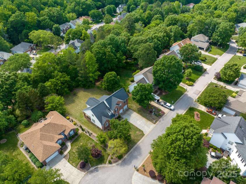 1465 Porters Court, Concord, NC 28025.  MLS# CAR4255196, YatesRealty ID 15791. 