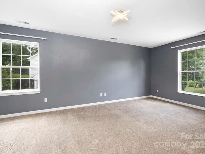 1465 Porters Court, Concord, NC 28025.  MLS# CAR4255196, YatesRealty ID 15791. 