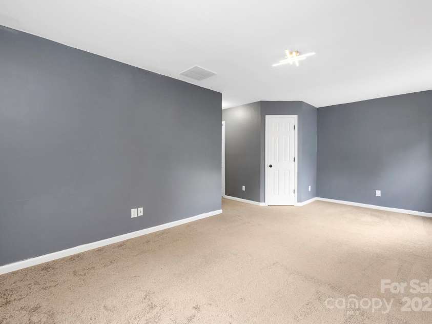 1465 Porters Court, Concord, NC 28025.  MLS# CAR4255196, YatesRealty ID 15791. 