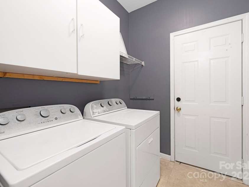 1465 Porters Court, Concord, NC 28025.  MLS# CAR4255196, YatesRealty ID 15791. 