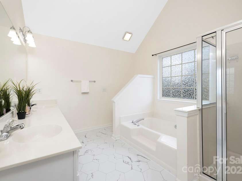 1465 Porters Court, Concord, NC 28025.  MLS# CAR4255196, YatesRealty ID 15791. 