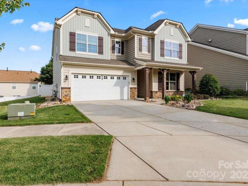 112 Artisan Court, Mooresville, NC 28117.  MLS# CAR4261386, YatesRealty ID 15792. 