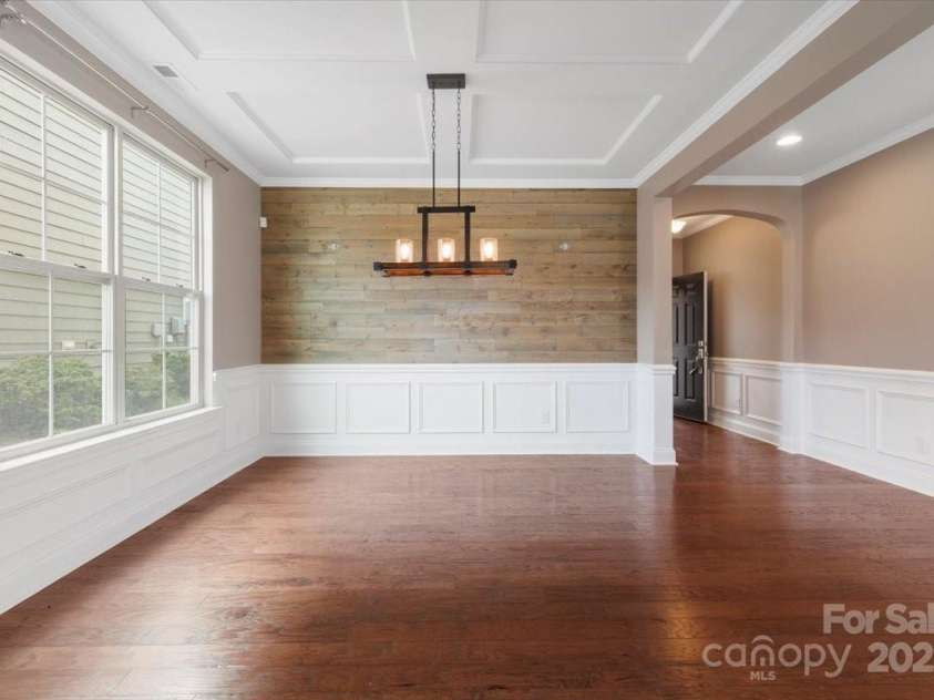 112 Artisan Court, Mooresville, NC 28117.  MLS# CAR4261386, YatesRealty ID 15792. 