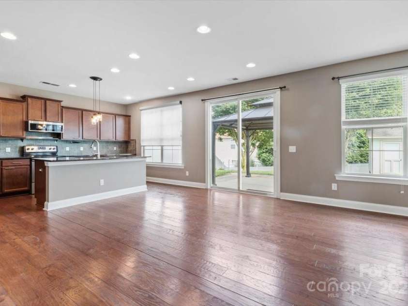 112 Artisan Court, Mooresville, NC 28117.  MLS# CAR4261386, YatesRealty ID 15792. 