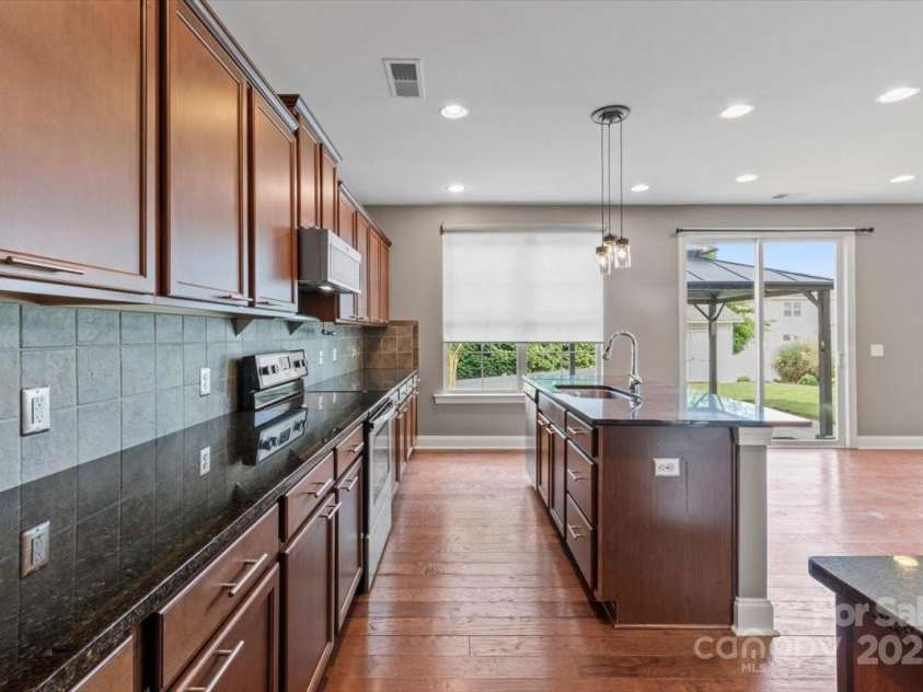 112 Artisan Court, Mooresville, NC 28117.  MLS# CAR4261386, YatesRealty ID 15792. 