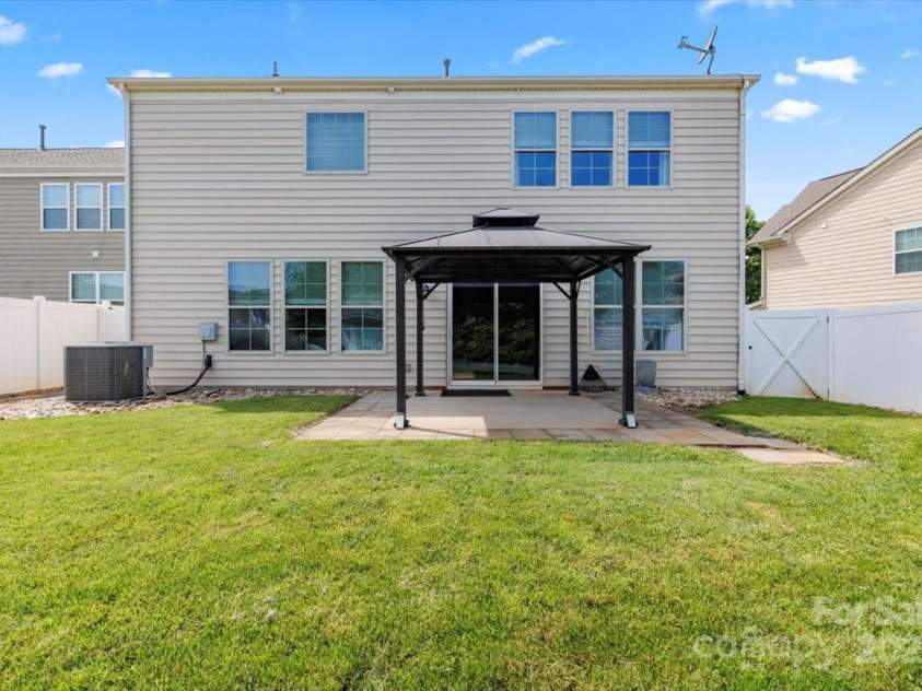 112 Artisan Court, Mooresville, NC 28117.  MLS# CAR4261386, YatesRealty ID 15792. 