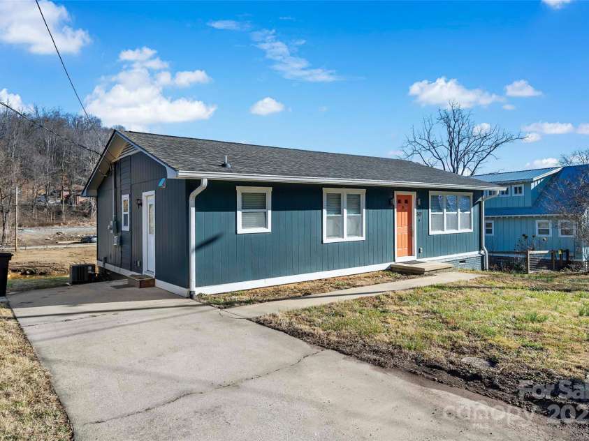 150 Westerman Street, Old Fort, NC 28762.  MLS# CAR4219635, YatesRealty ID 15793. Easy access.