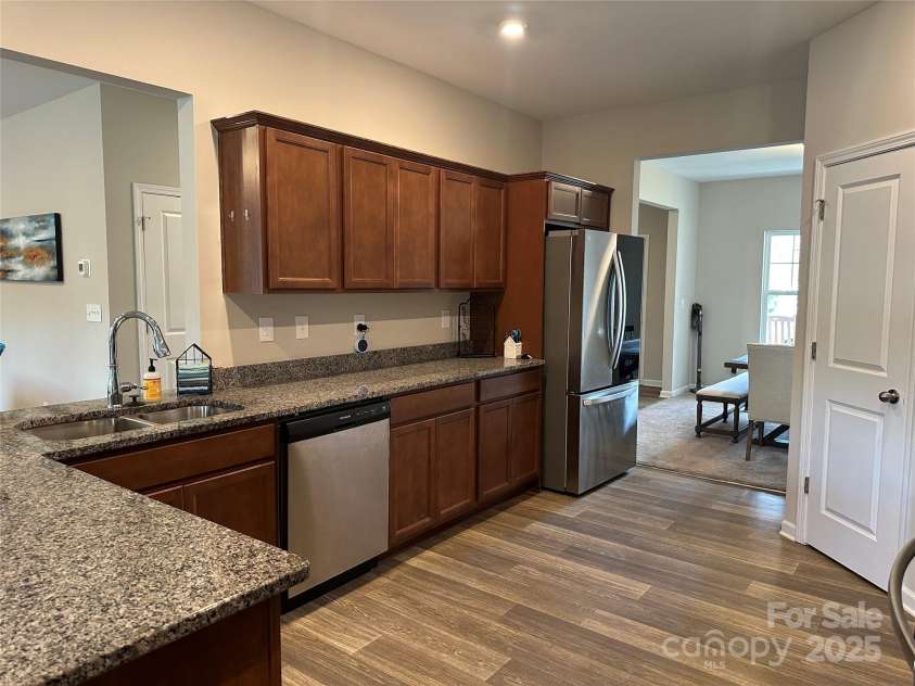 348 Ox Bow Circle, Mount Holly, NC 28120.  MLS# CAR4256386, YatesRealty ID 15794. 