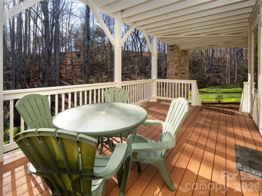 123 Orvis Stone Circle, Biltmore Lake, NC 28715.  MLS# CAR4333443, YatesRealty ID 15795. 