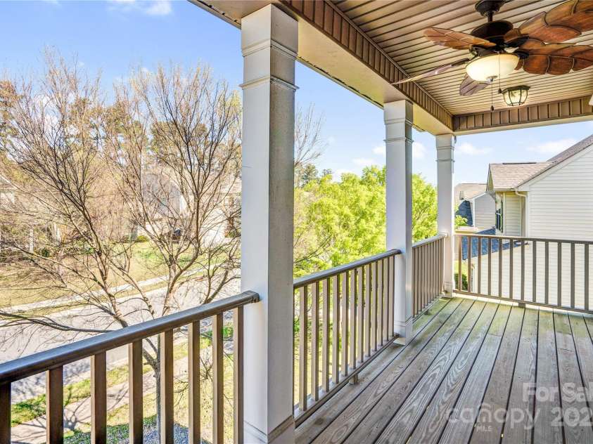 3010 Berry Creek Road, Charlotte, NC 28214.  MLS# CAR4242892, YatesRealty ID 15795. 