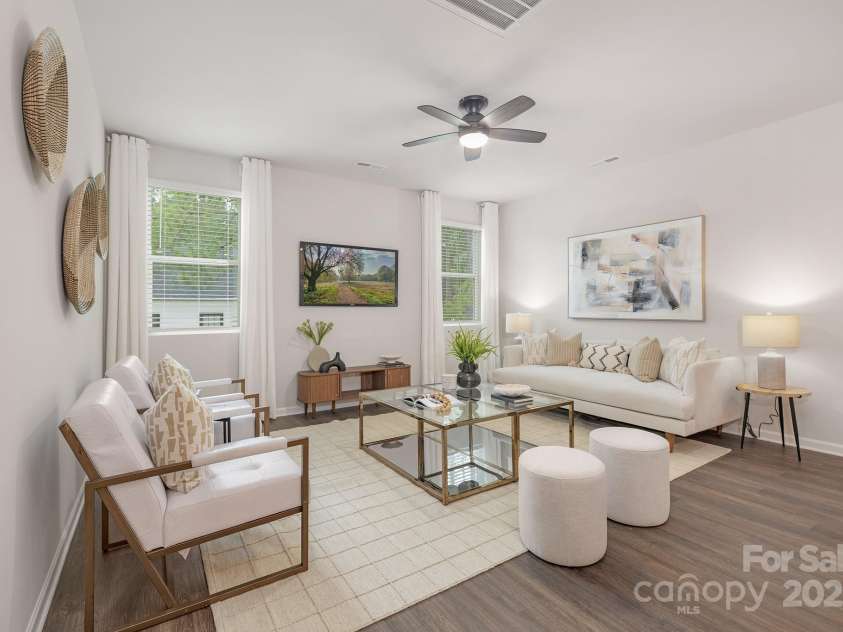 700 Sunset Pointe Drive, Salisbury, NC 28146.  MLS# CAR4240094, YatesRealty ID 15796. 