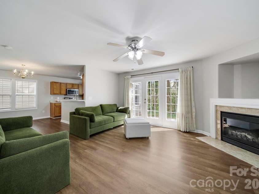 2604 Cochrane Drive, Charlotte, NC 28269.  MLS# CAR4365893, YatesRealty ID 15797. 