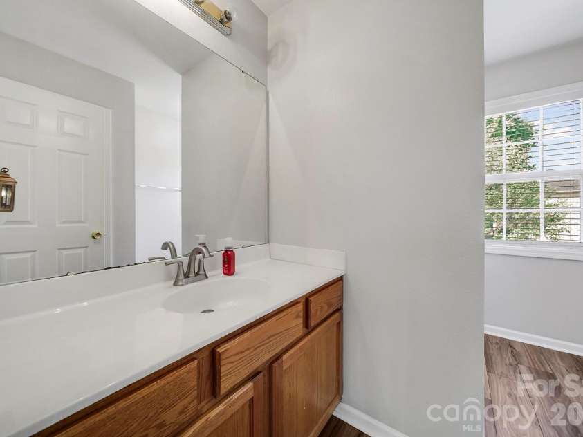 2604 Cochrane Drive, Charlotte, NC 28269.  MLS# CAR4365893, YatesRealty ID 15797. 