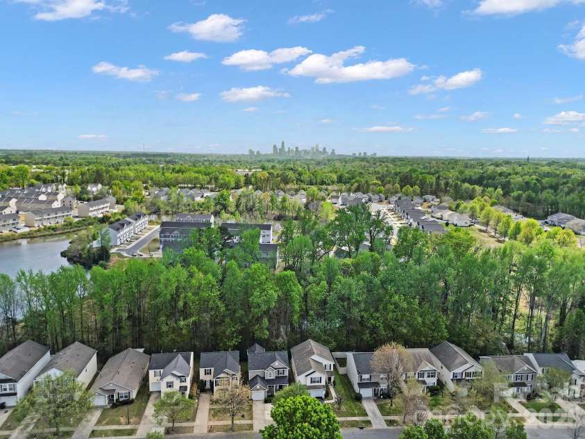 2604 Cochrane Drive, Charlotte, NC 28269.  MLS# CAR4365893, YatesRealty ID 15797. 