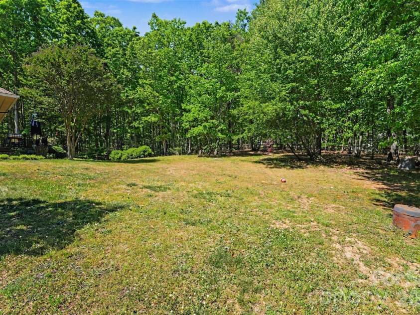 146 Harbor Watch Drive, Statesville, NC 28677.  MLS# CAR4361153, YatesRealty ID 15798. 