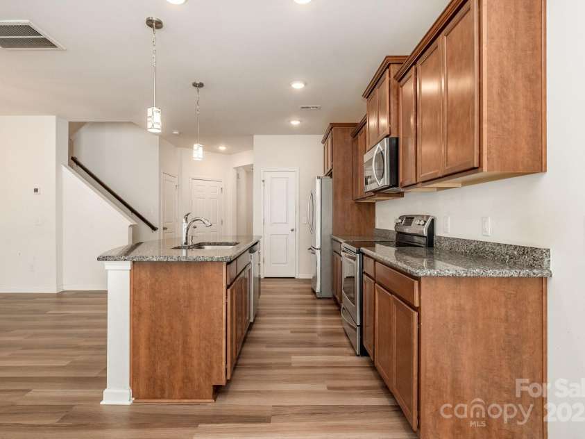 12408 Savannah Cottage Drive, Charlotte, NC 28273.  MLS# CAR4280686, YatesRealty ID 15799. 