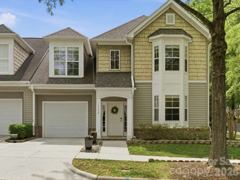 18810 Cloverstone Circle, Cornelius, NC 28031.  MLS# CAR4365042, YatesRealty ID 15799. 