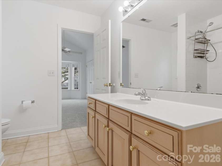 18810 Cloverstone Circle, Cornelius, NC 28031.  MLS# CAR4365042, YatesRealty ID 15799. 