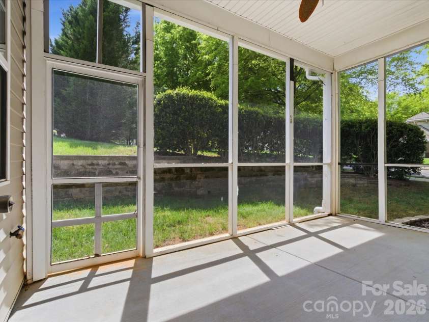 18810 Cloverstone Circle, Cornelius, NC 28031.  MLS# CAR4365042, YatesRealty ID 15799. 