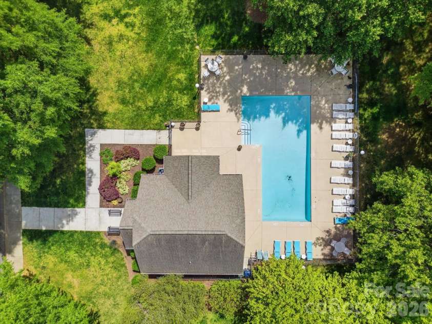 18810 Cloverstone Circle, Cornelius, NC 28031.  MLS# CAR4365042, YatesRealty ID 15799. 