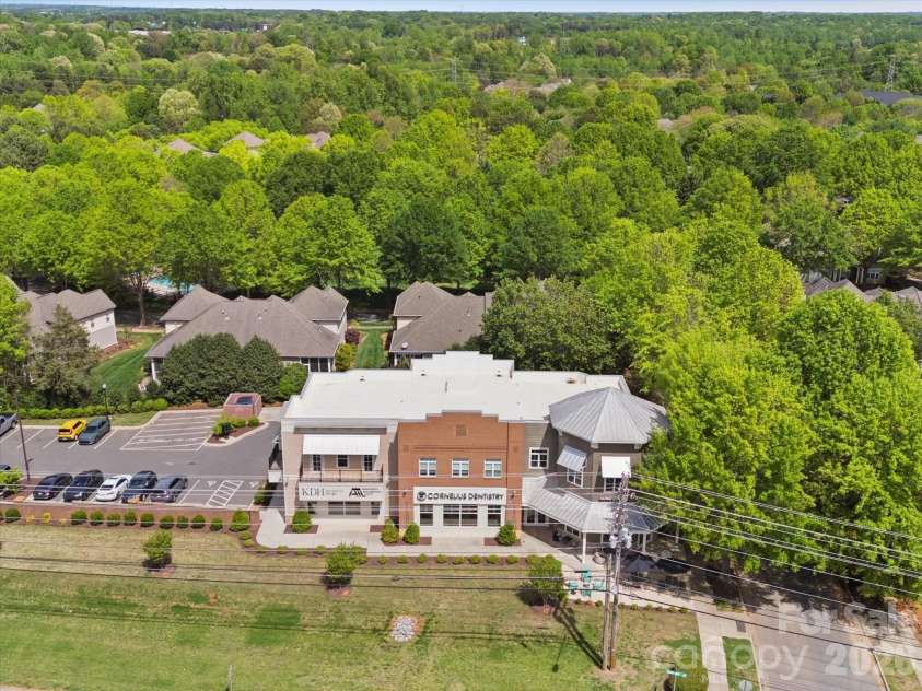 18810 Cloverstone Circle, Cornelius, NC 28031.  MLS# CAR4365042, YatesRealty ID 15799. 
