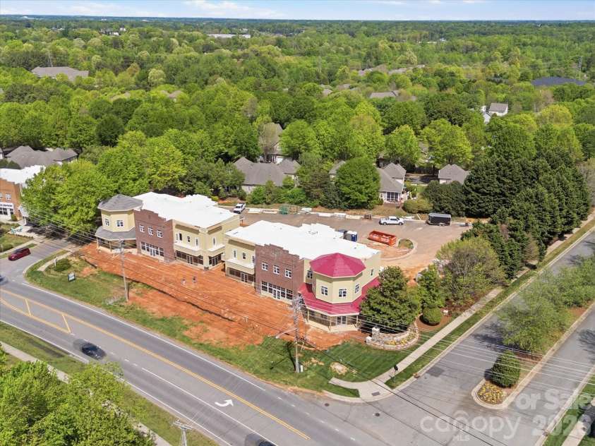 18810 Cloverstone Circle, Cornelius, NC 28031.  MLS# CAR4365042, YatesRealty ID 15799. 